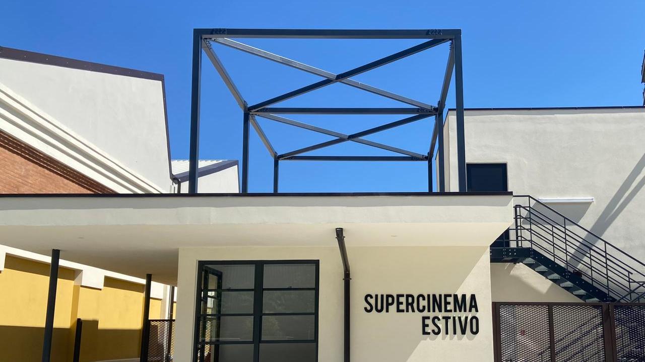 Il grande ritorno del SuperCinema Estivo a Modena, un’estate di film sotto le stelle: ecco tutte le pellicole in programma