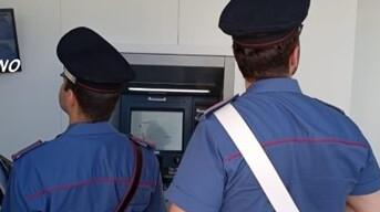 Livorno, prelievi con carte di credito rubate i carabinieri arrestano un 43enne<br>