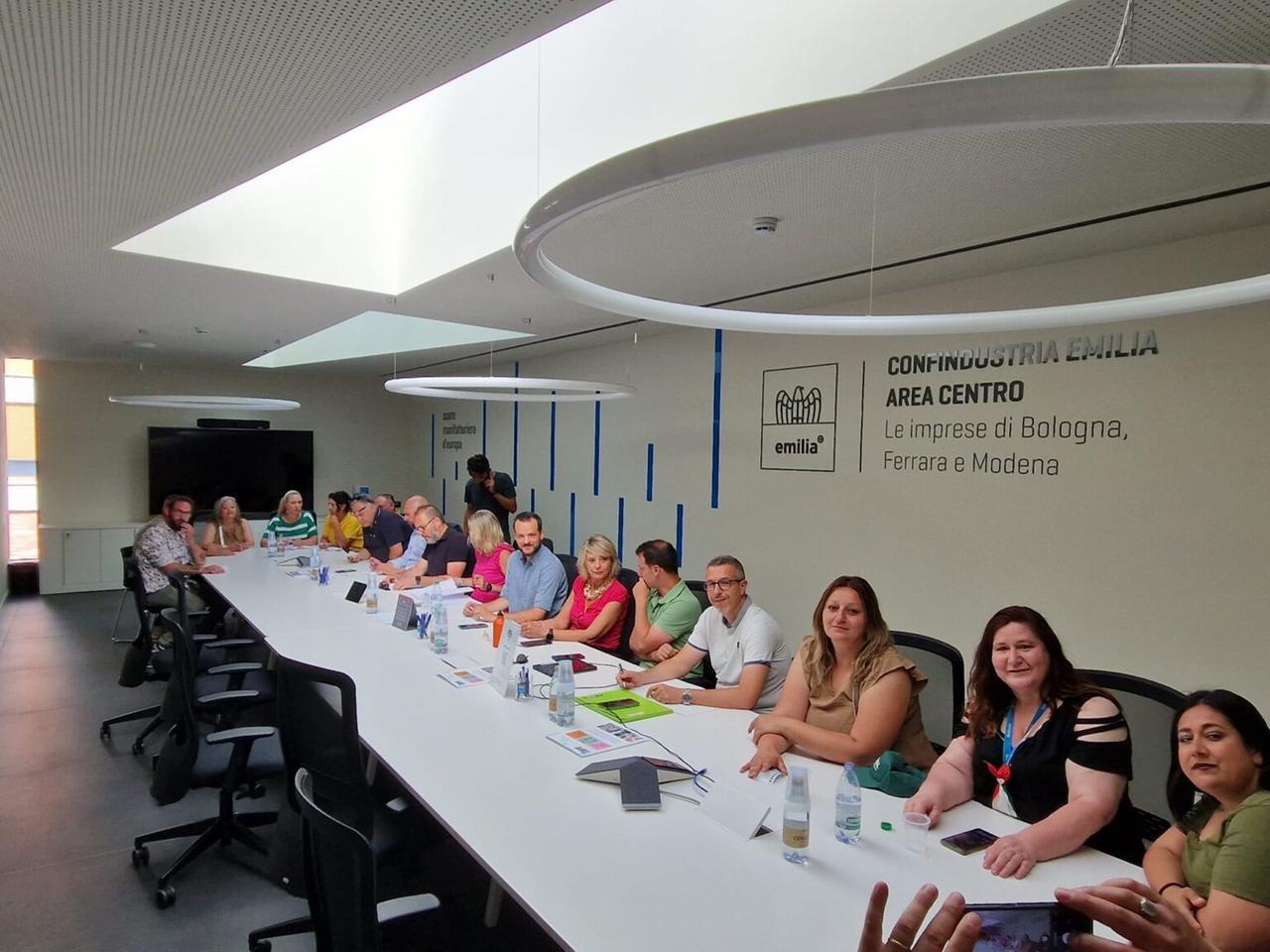 Biomedicale, l’ex Bellco di Mirandola “congela” i 350 licenziamenti