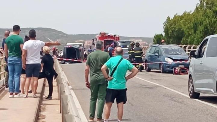 L'incidente mortale all'ingresso di Sant'Antioco <em>(foto Mario Rosas)</em>