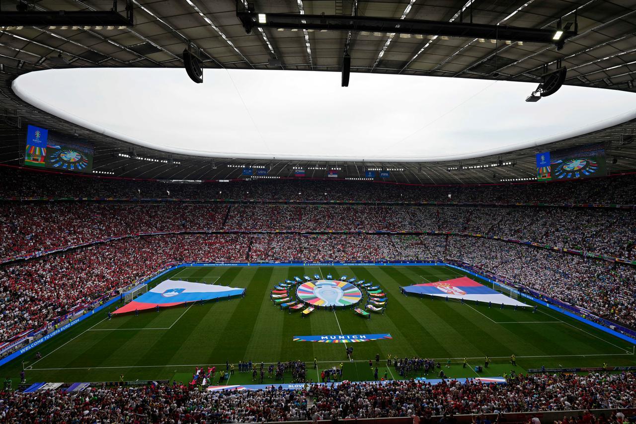 
	Lo stadio prima di Slovenia-Serbia

