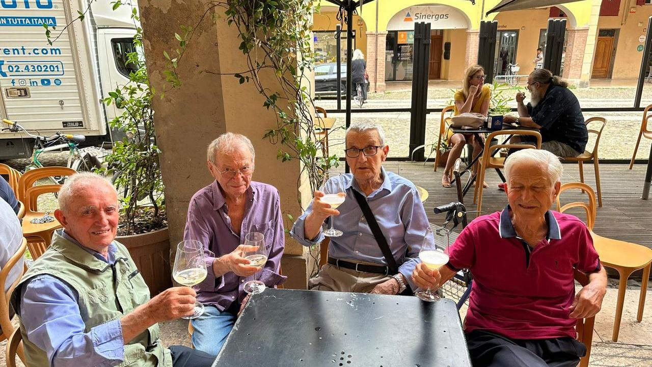 In prima elementare insieme nel 1936: la reunion 88 anni dopo è da record