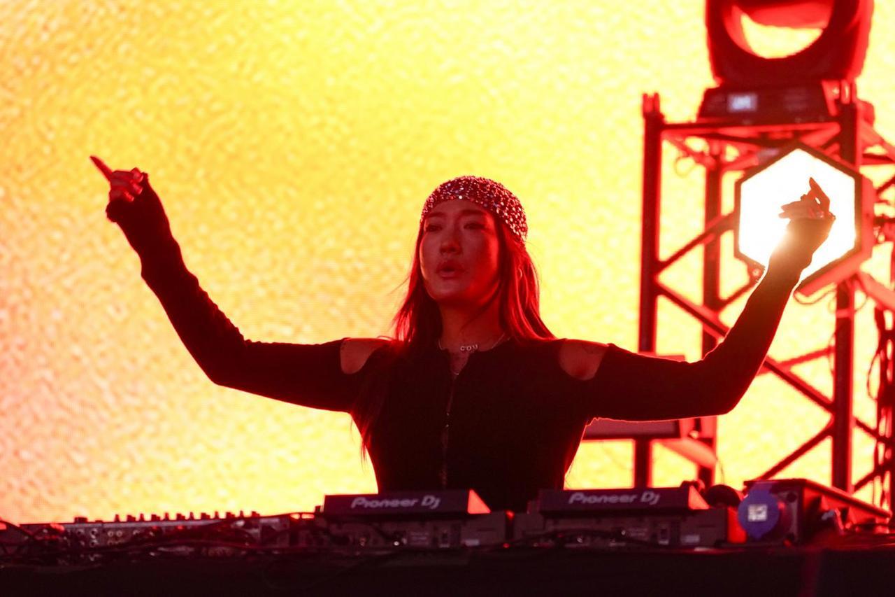 
	<strong>Peggy Gou</strong>

