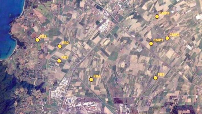 La mappa in cui la società San Nicola Energia Srl ha evidenziato la distribuzione sul territorio di Piombino e Campiglia di 8 mega torri eoliche