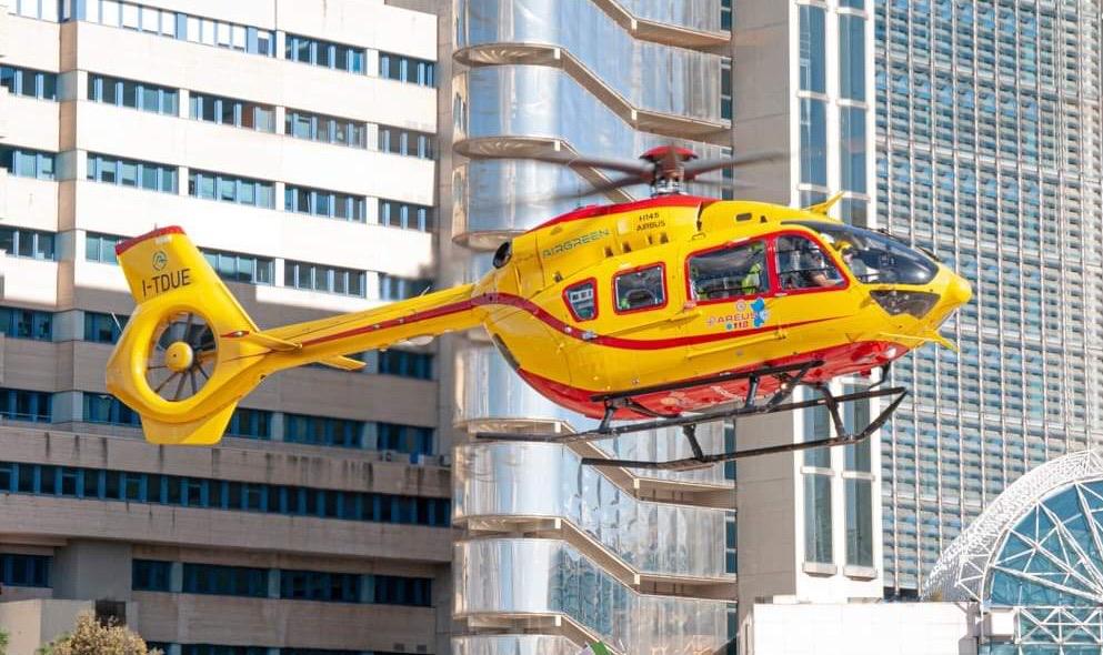 Assemini, operaio cade da un capannone da quattro metri di altezza