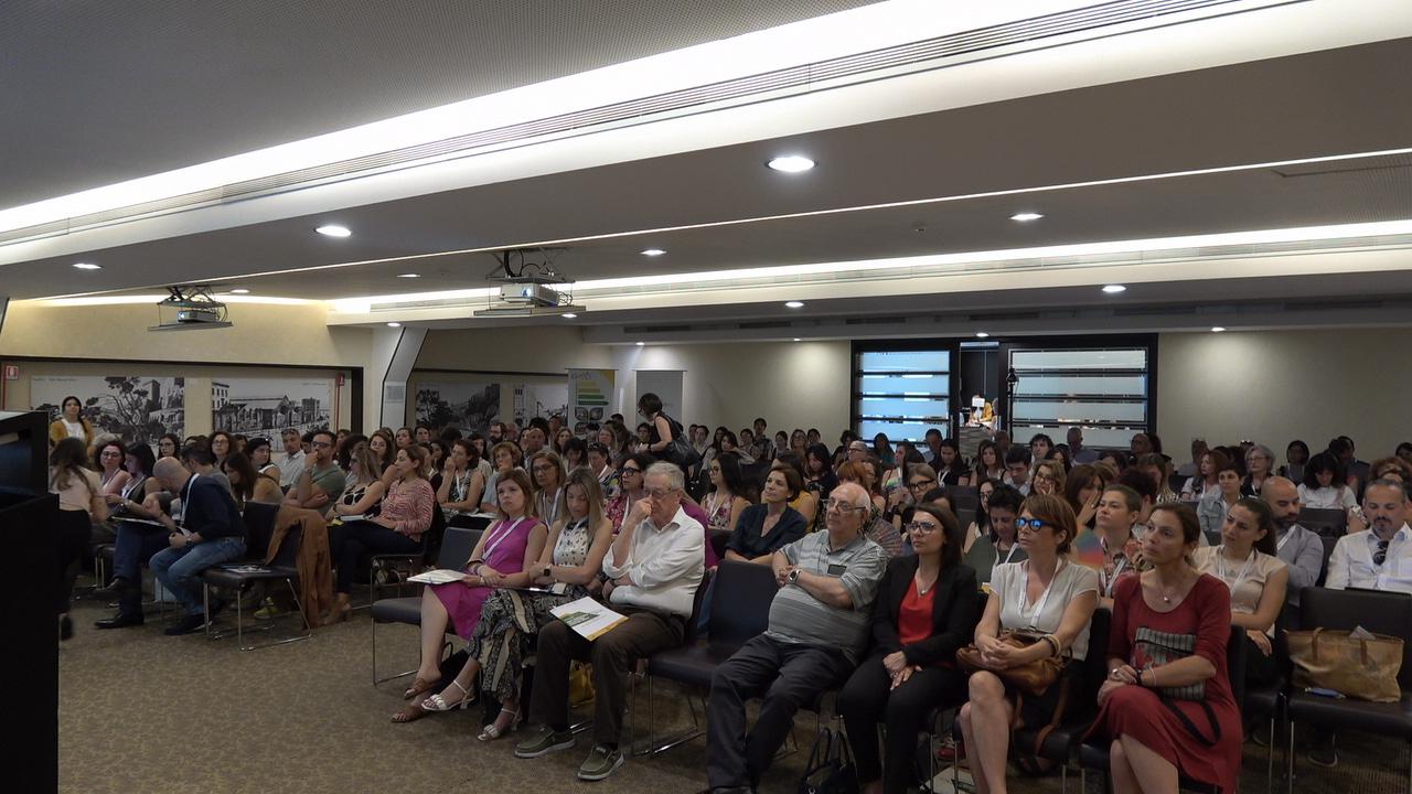 Disturbi alimentari e della nutrizione prima causa di morte per malattia nella fascia 12-25 anni: convegno nazionale a Cagliari