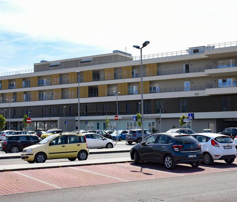 Ospedale di Grosseto, cambia tutto: segnaletica, fotovoltaico e “ranch” a pagamento