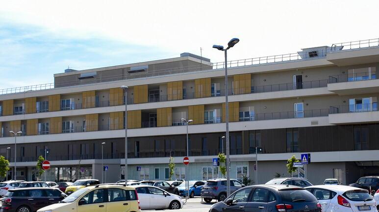 Ospedale di Grosseto, cambia tutto: segnaletica, fotovoltaico e “ranch” a pagamento