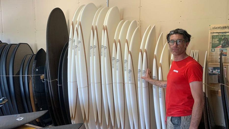 Surf, Michele Piga: «La tavola perfetta nasce ad Alghero»