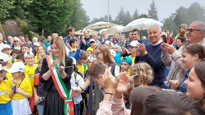 A Serramazzoni è rinato il centro tennis: «Grazie ai volontari fatto l’impossibile»