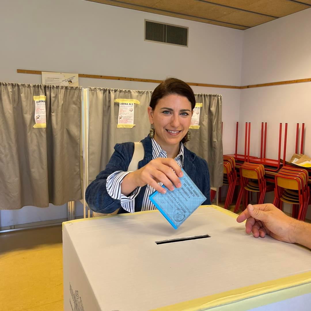 Letizia Budri è il nuovo sindaco di Mirandola: il Pd e Bassoli sconfitti al ballottaggio