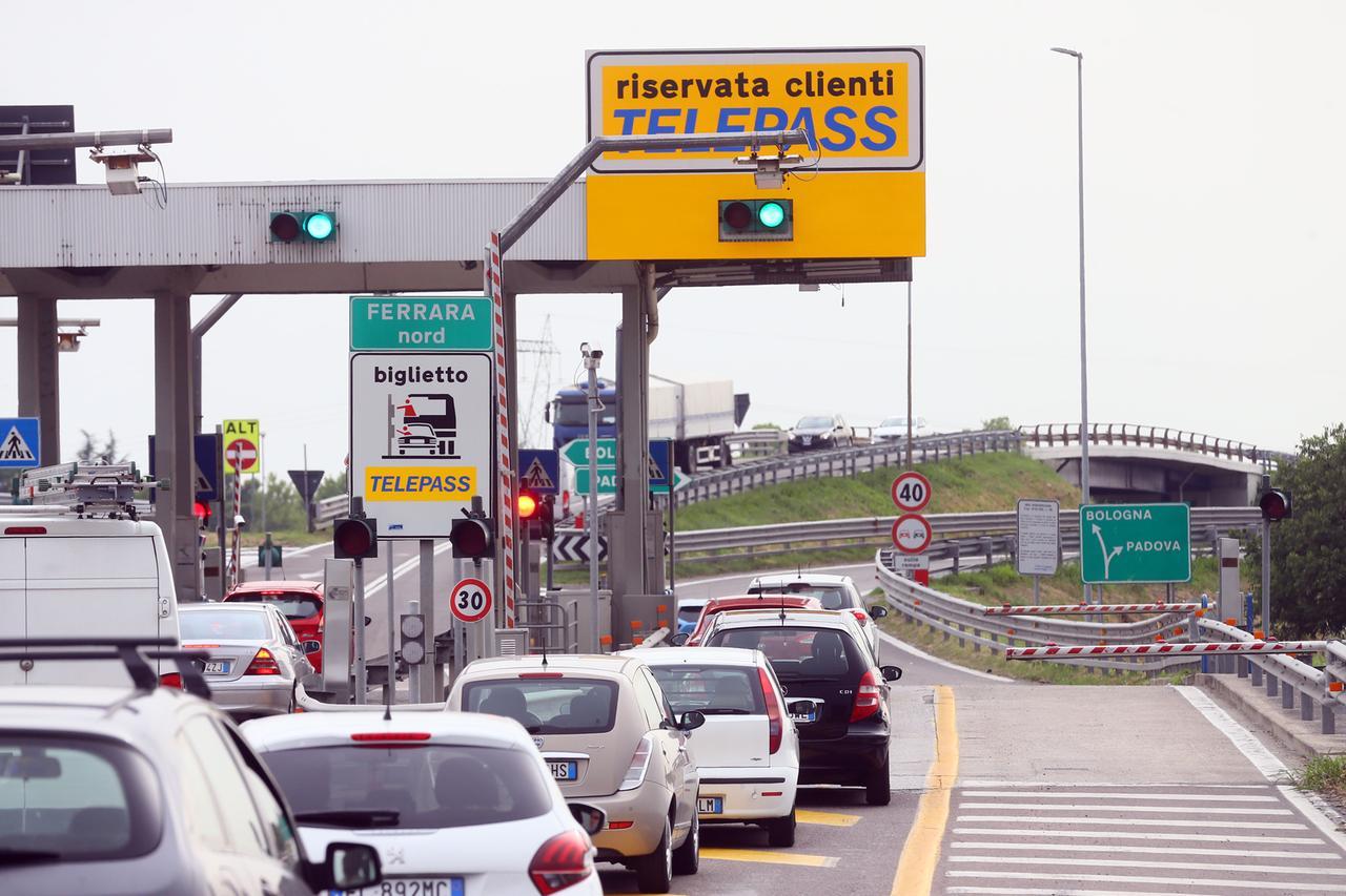 Lavori in A13 in direzione Padova, uscita obbligatoria a Ferrara nord