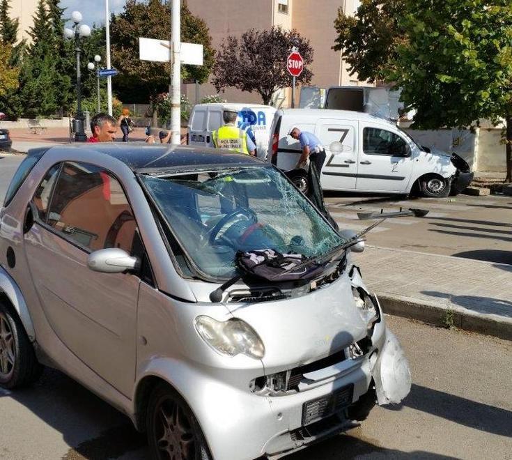 Ennesimo incidente in via Cesaraccio