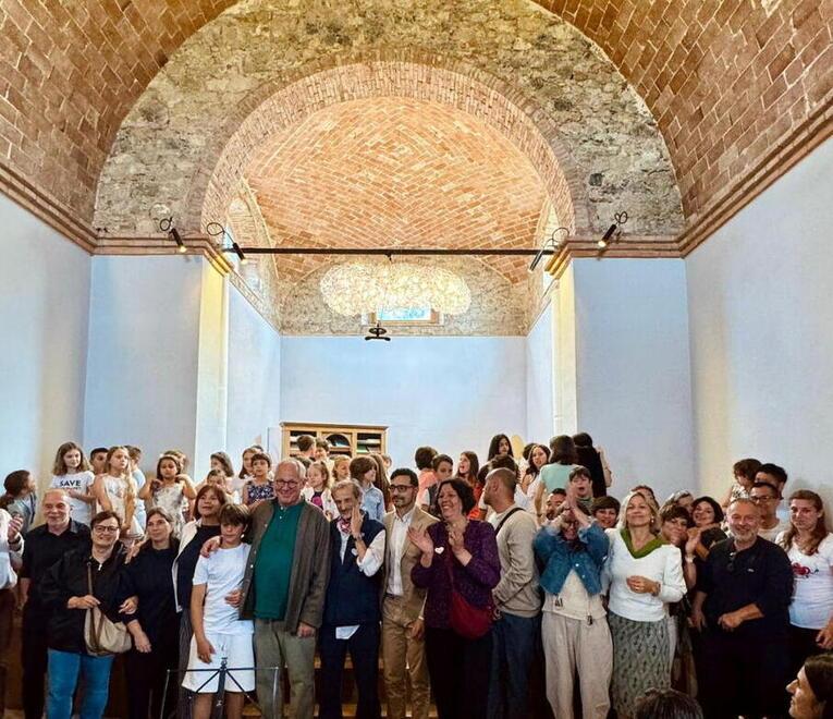 Massa, il canto come forma terapeutica per undici bambini cardiopatici