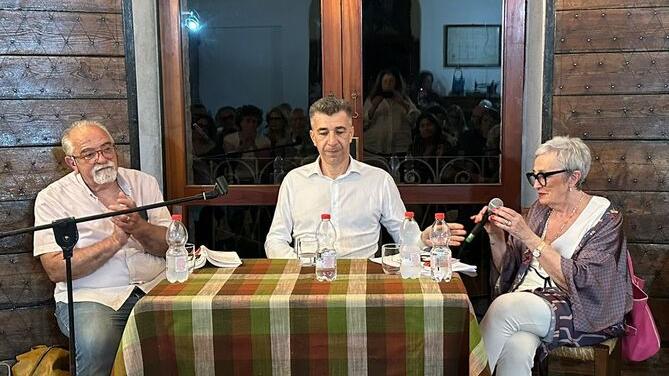 Ferrara, tutta la forza di Gino Cecchettin: «Giulia è viva e ora è di tutti»