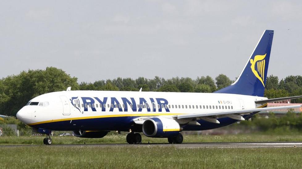 Ryanair: nel 2015 più voli nell’isola