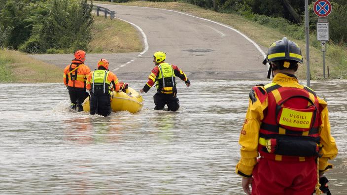 Emergenza maltempo: a Campogalliano venti persone salvate dai pompieri, ma tanti restano in trappola