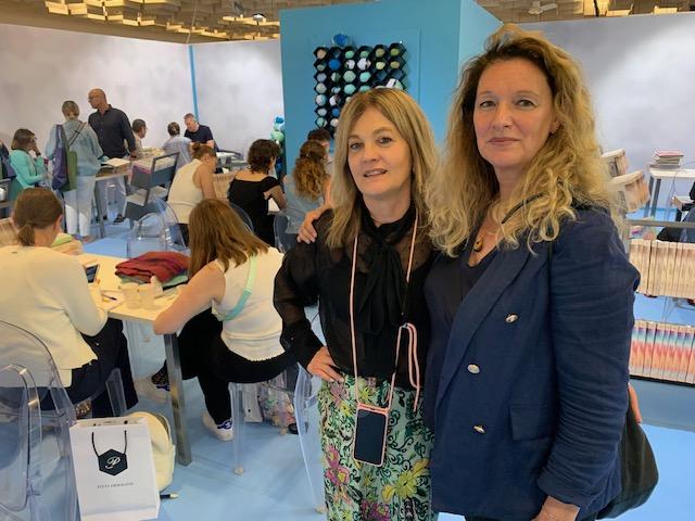 
	La sindaca Ilaria Bugetti e l'imprenditrice Raffaella Pinori a Pitti Filati

