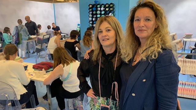 La sindaca Ilaria Bugetti e l'imprenditrice Raffaella Pinori a Pitti Filati