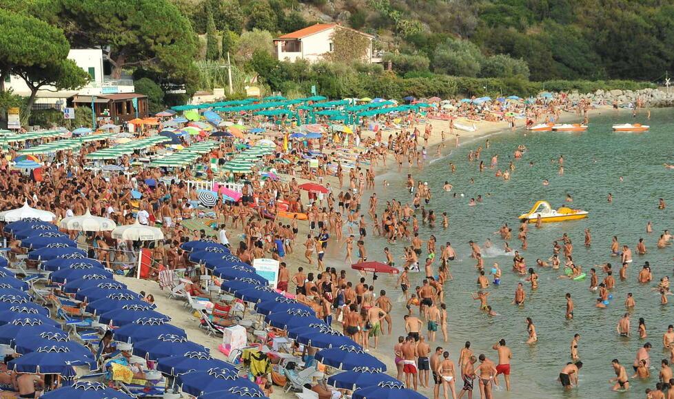 Vacanze all’Elba, i conti col maltempo d'estate: ci sono le alternative alla spiaggia? Ecco i piani B, ma...