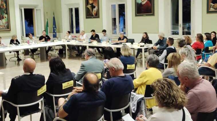 Baby gang, Vignola ora si schiera: «Un patto per fermare la violenza»