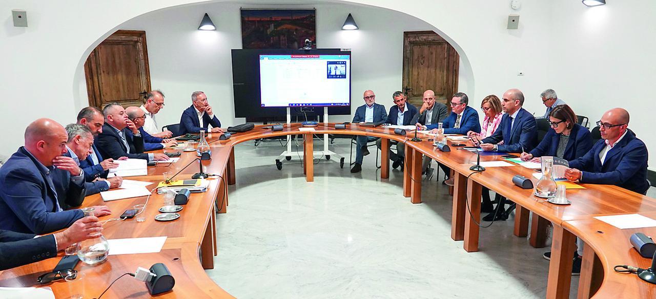 Siccità, passa la linea Todde