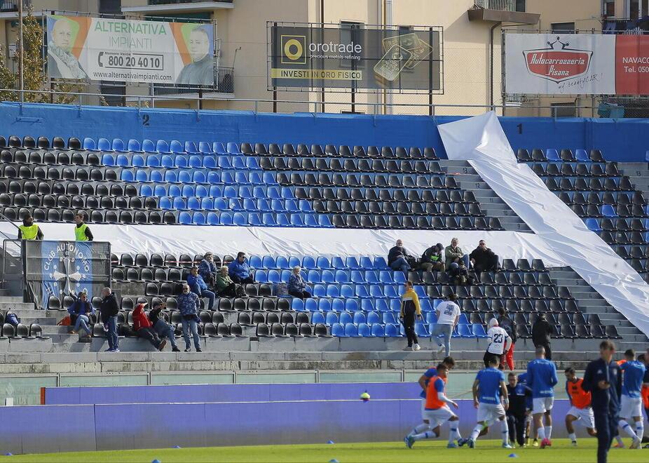 Arena, soldi per la gradinata. E scatta l’iter per la vendita: i passaggi chiave