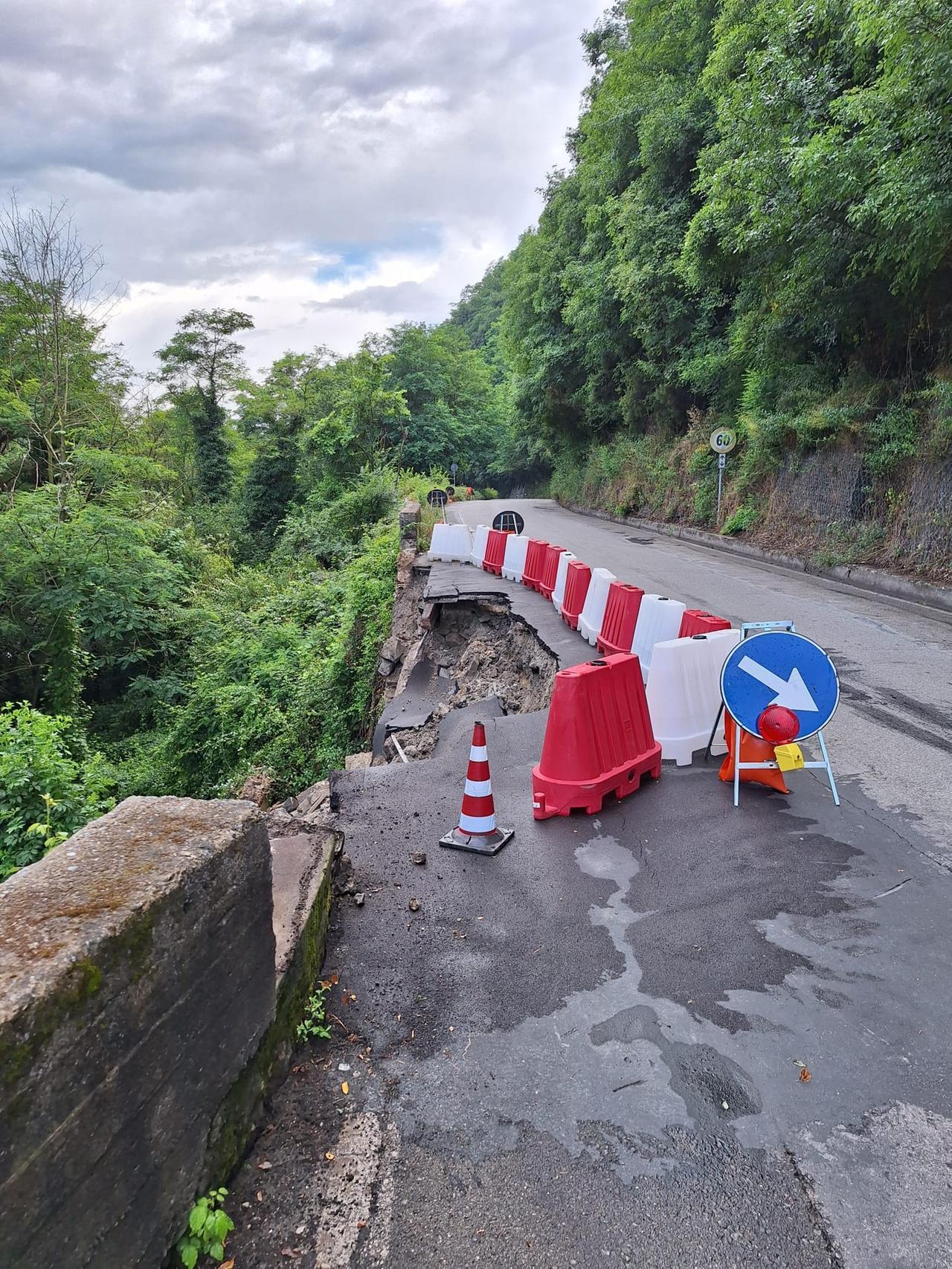 Pescia, frana al San Lorenzo. Trovati i soldi per la somma urgenza