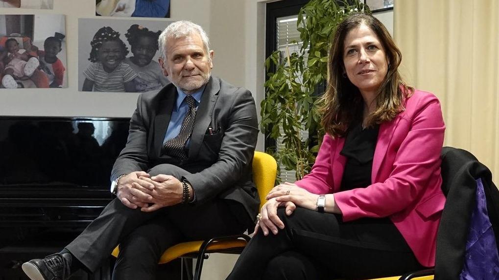 La presidente Alessandra Todde e l'assessore alla Sanità Armando Bartolazzi