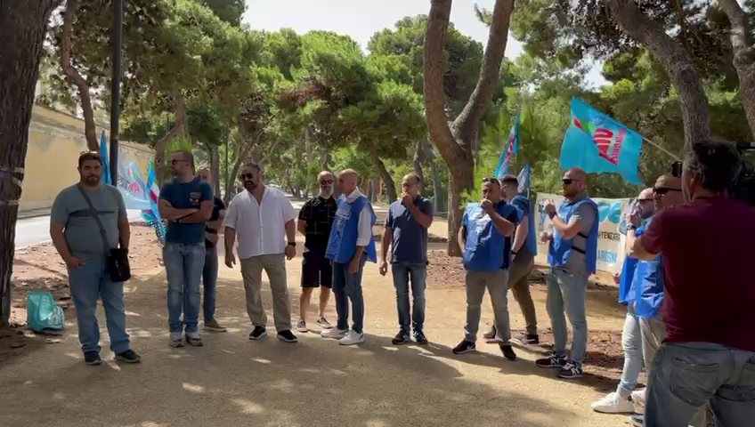 Il grido di allarme della polizia penitenziaria: «Carceri sovraffollate, violenze e carenza di personale»