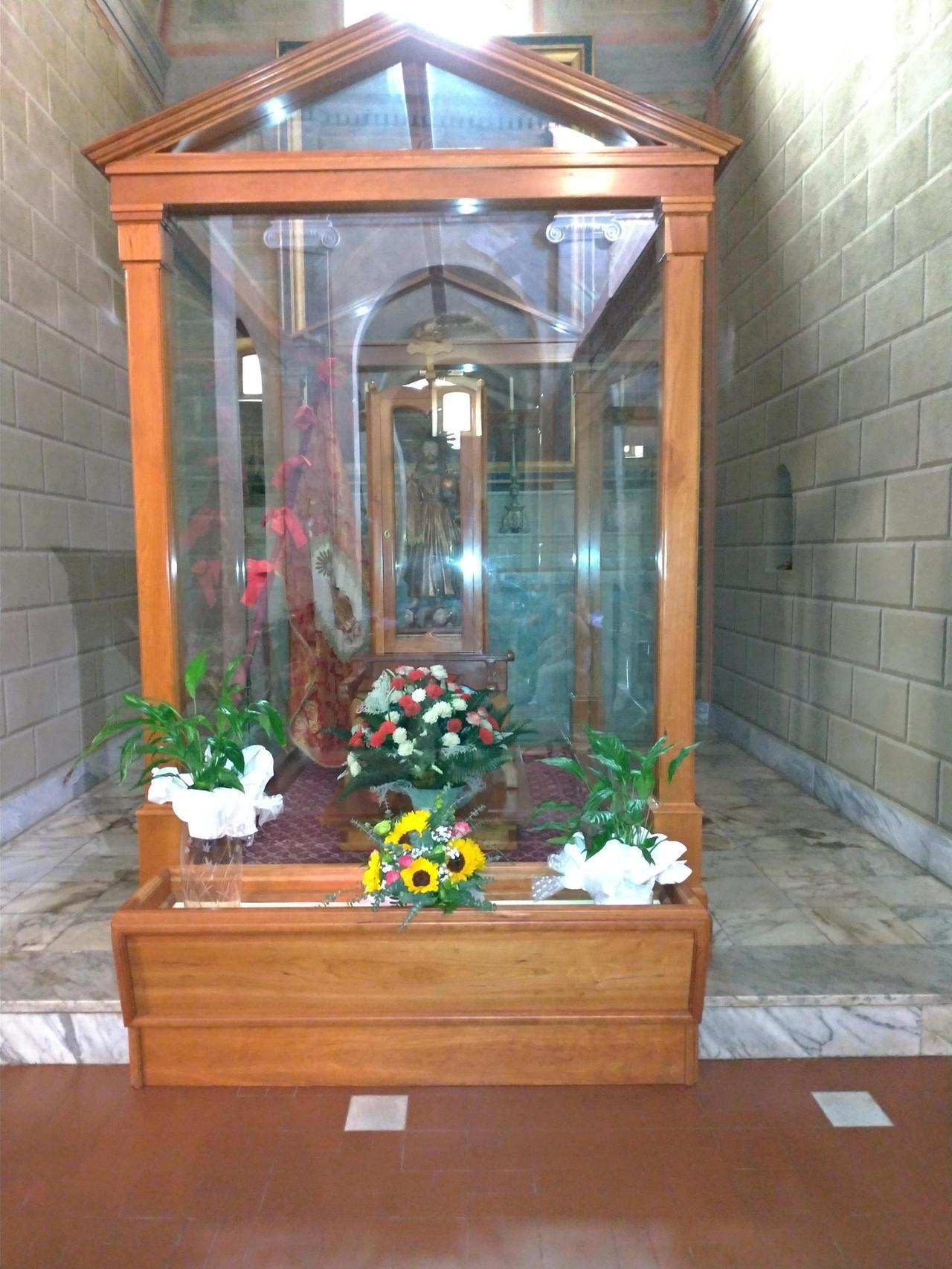 Cabras, la Soprintendenza: «La teca del santo va spostata»