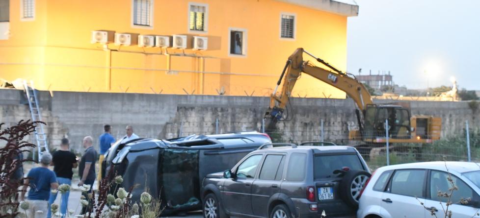 Assalto alla Mondialpol, scene di guerra a Sassari: spari e terrore, la città in ostaggio
