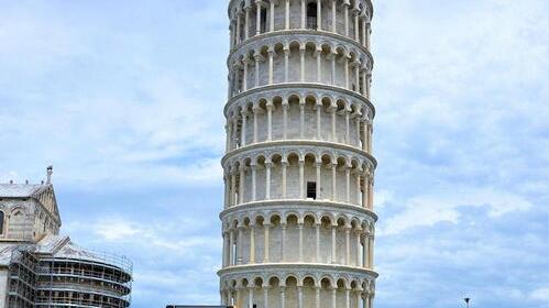 Pisa, gli anarchici rivendicano l’incendio all’armadio della fibra