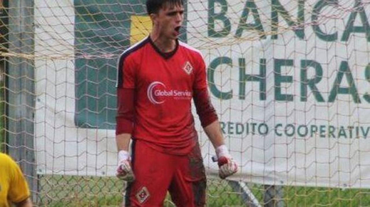 
	Il portiere Lorenzo Piras

