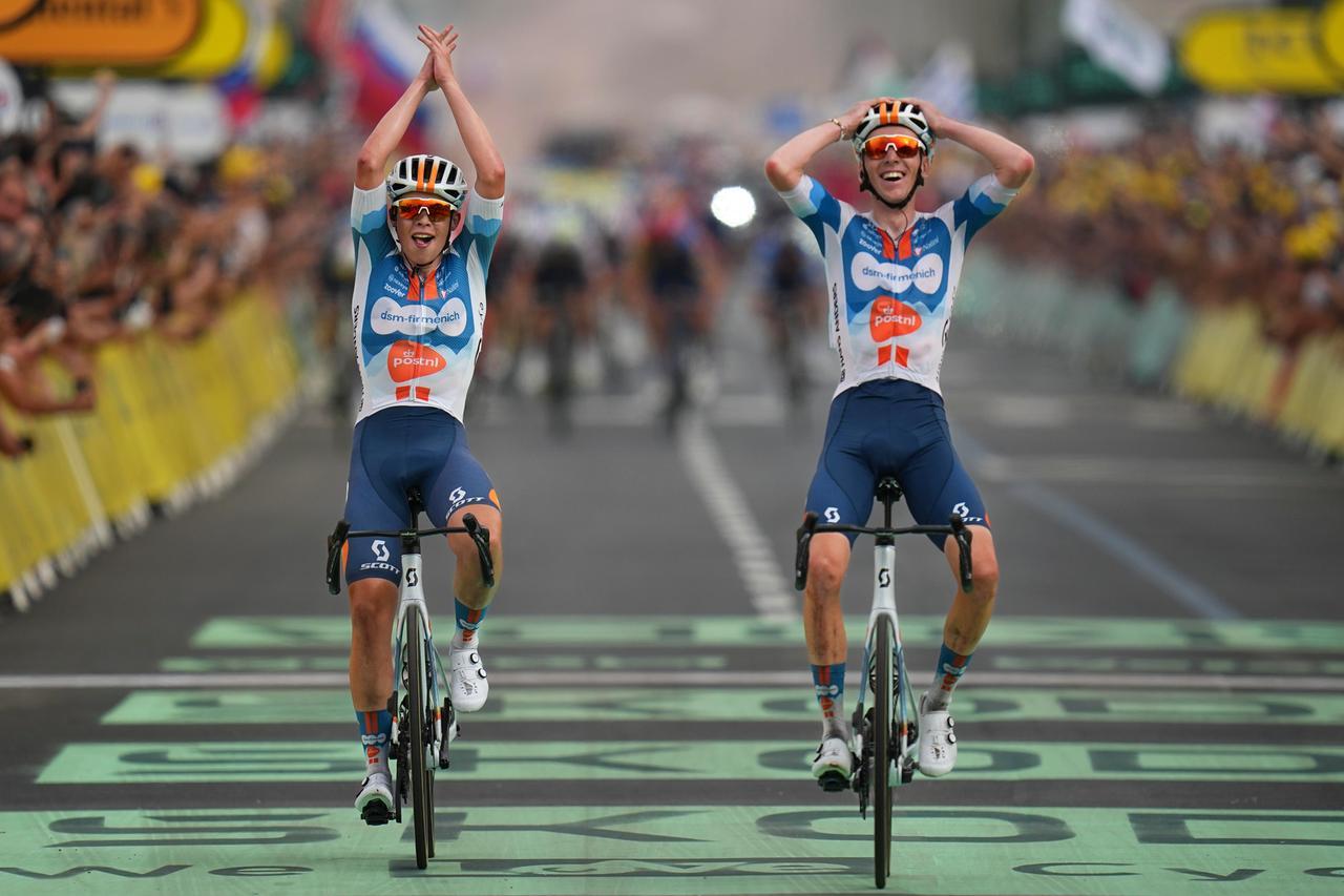 
	&nbsp;Romain Bardet e&nbsp;Frank van den Broek

