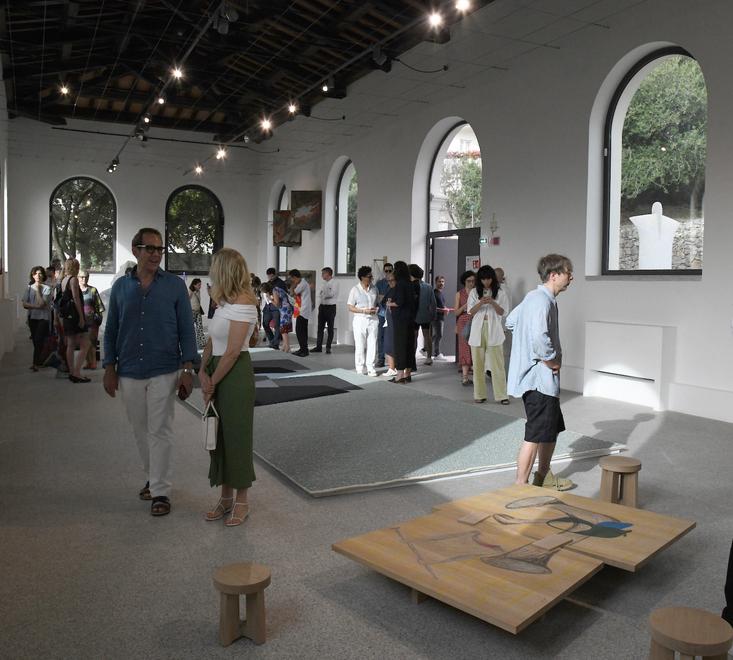 Nivola apre la sua Pratza ’e domo allo scambio internazionale di idee