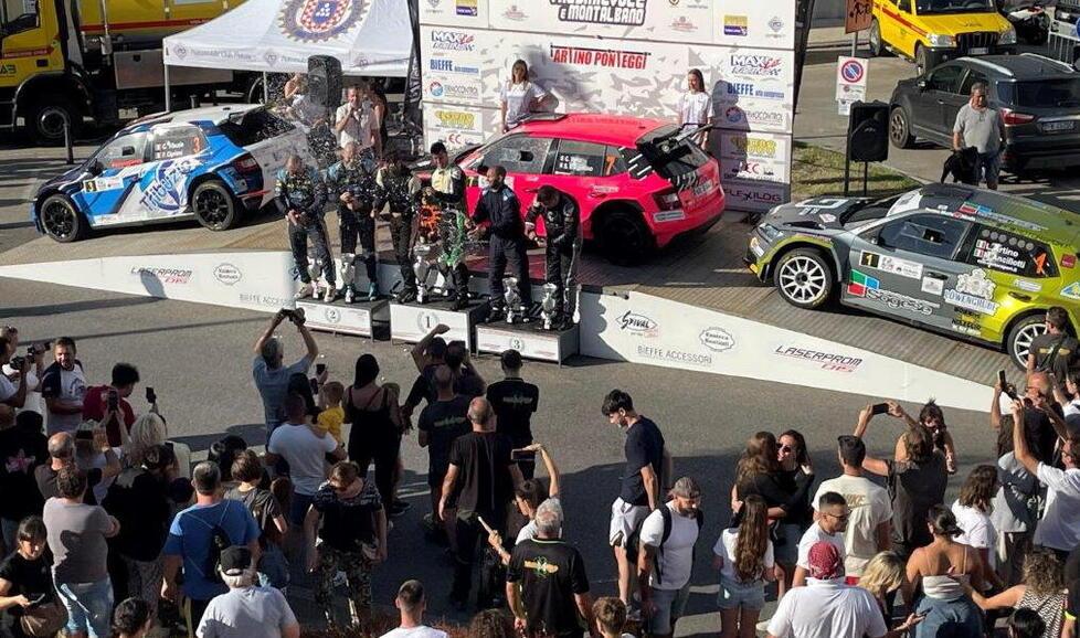 La premiazione dei vincitori in piazza a Larciano