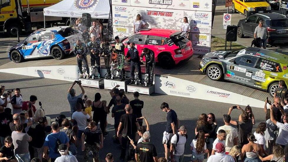 La premiazione dei vincitori in piazza a Larciano