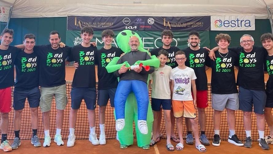 La seconda squadra del Tennis club Bisenzio che ha conquistato la promozione in B2