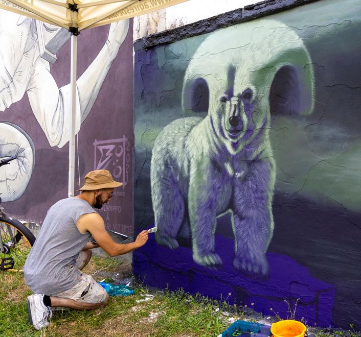 Ferrara, il parco ex Camilli si colora di nuovo: i muri anonimi in zona Darsena prendono vita