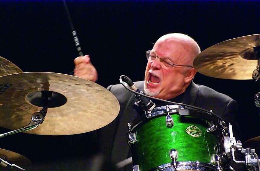 Comacchio, il Gruppo dei 10 porta la musica al mare