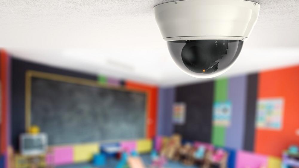 Abusi sessuali all’asilo nel Ferrarese: «La scuola è parte danneggiata»