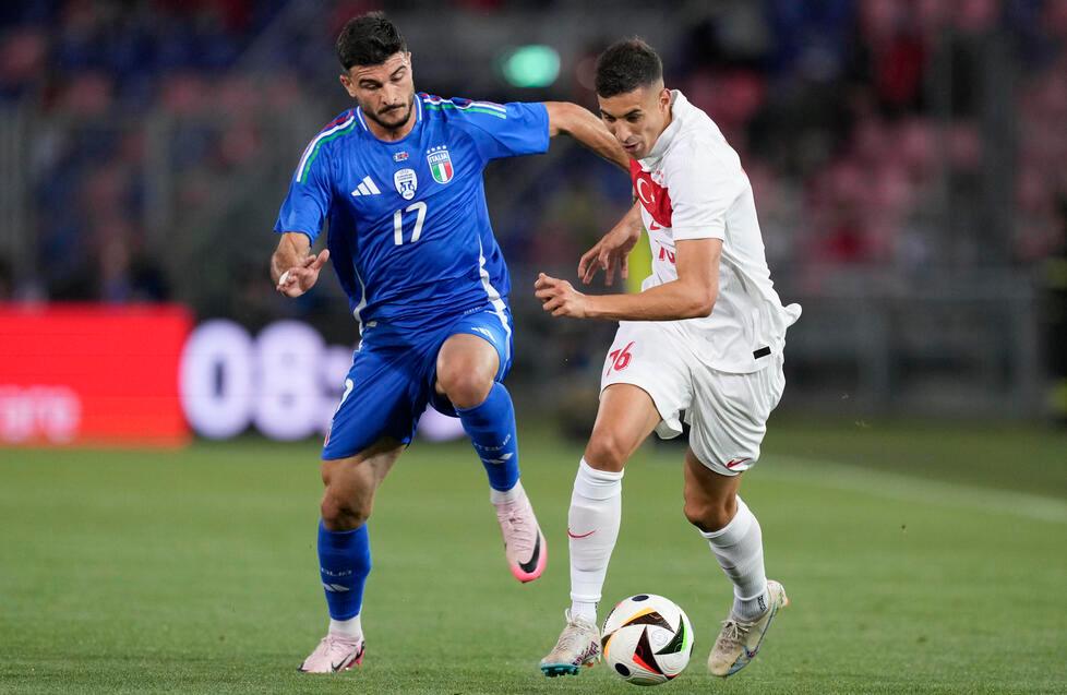 
	Orsolini con la maglia azzurra

