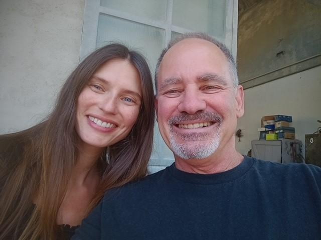 
	Bianca Balti con Neal Barab&nbsp;

