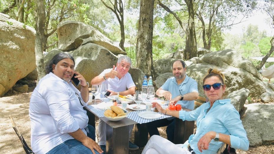 A Luogosanto miele, sughero e tappeti: Dubai a caccia di tesori