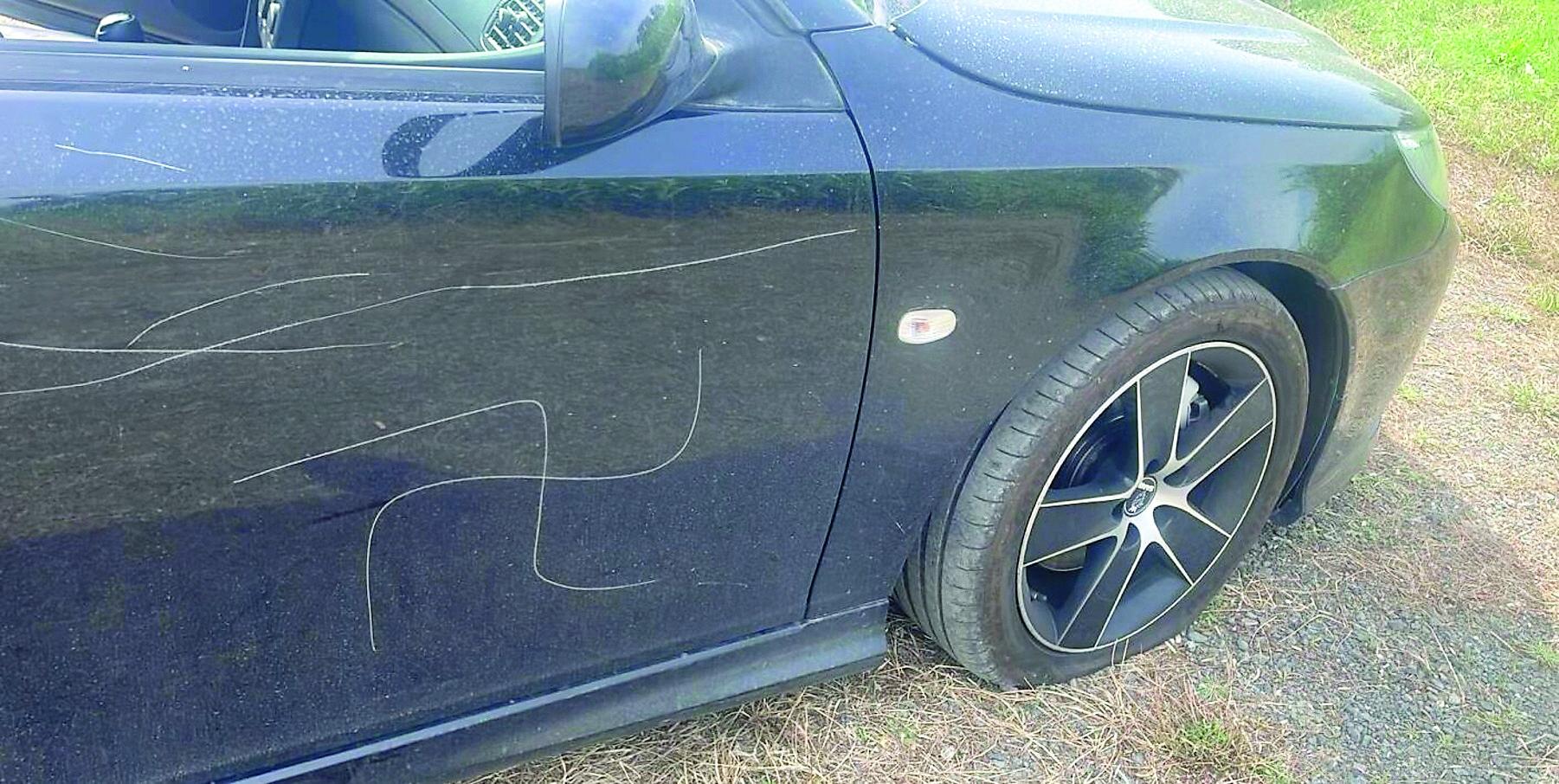 Vandali e ladri, le auto al mare a Marina di Cecina e Rosignano non sono sicure<br>
