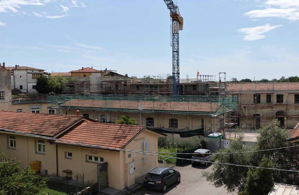 Massa, appartamenti in via Galvani: sì della maggioranza. I dubbi sull'area rumorosa