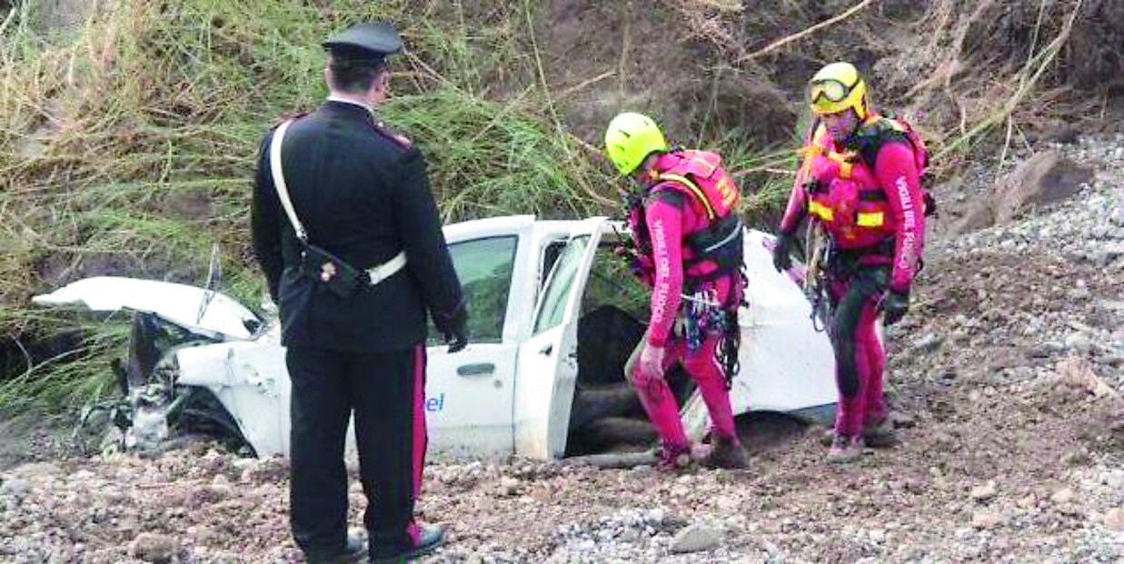 Crollo del ponte sull'Albegna, sentenza ribaltata in appello: geometra assolto. Erano morti in tre<br>
