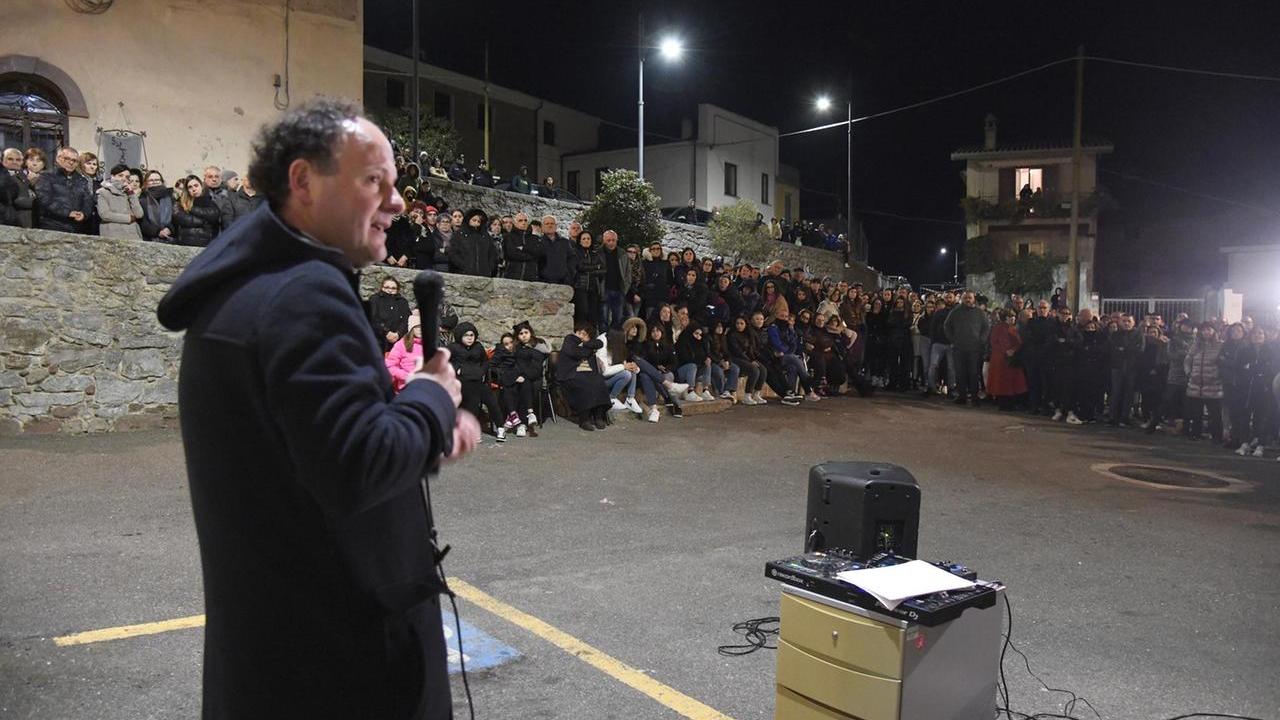 Il dolore per la scomparsa di Davide Muledda, sindaco di Oniferi: «Grande uomo, grande politico»