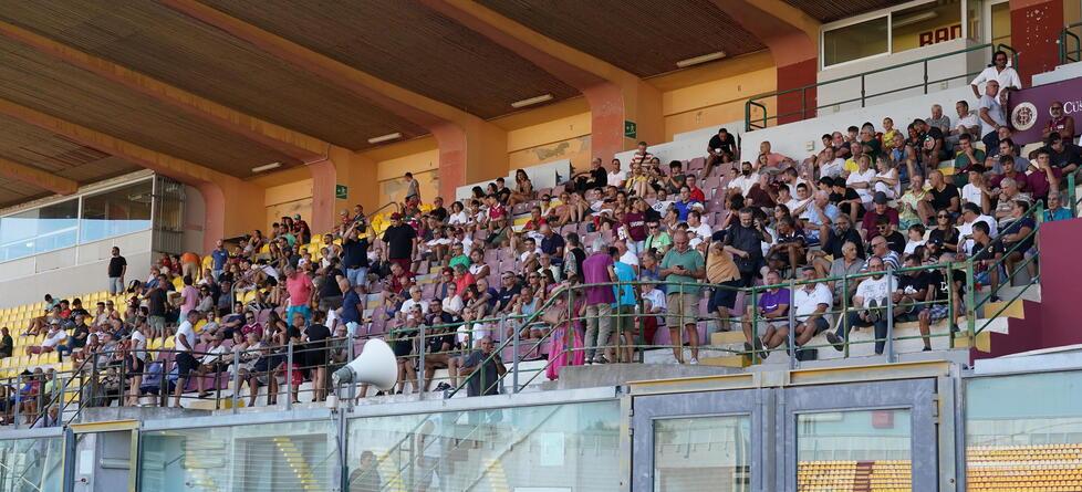 Livorno, pronto il piano-abbonamenti: «Ci saranno novità interessanti»